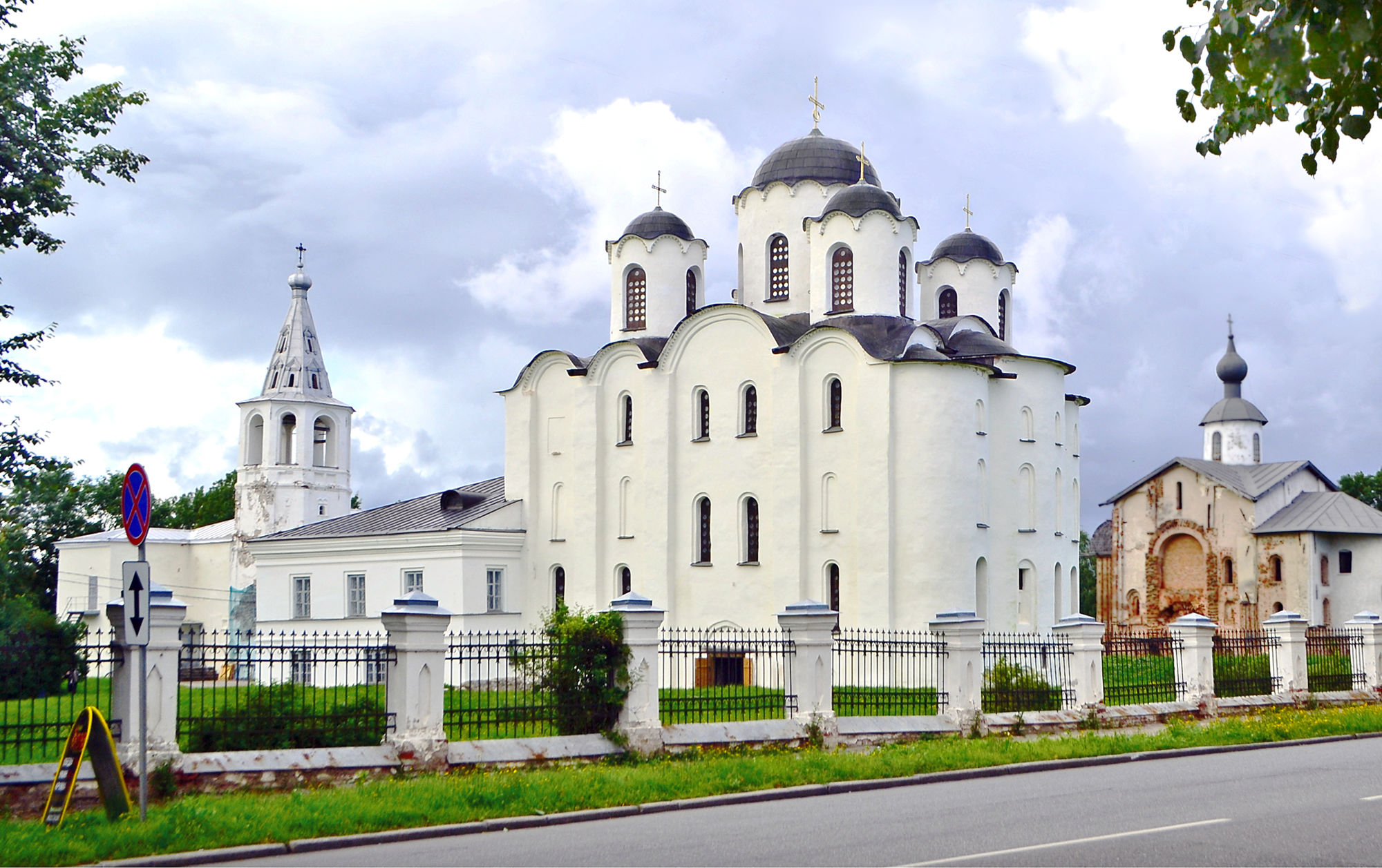 соборы великого новгорода фото с названиями